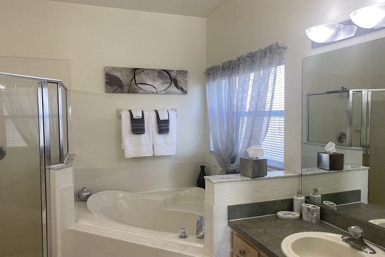 Double Sinks, Garden Tub, Walk in Shower