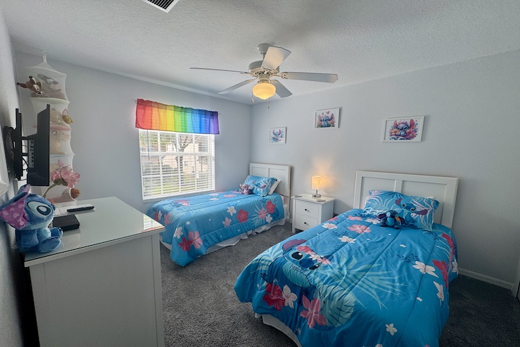 Bright front Bedroom - ideal for our younger guests